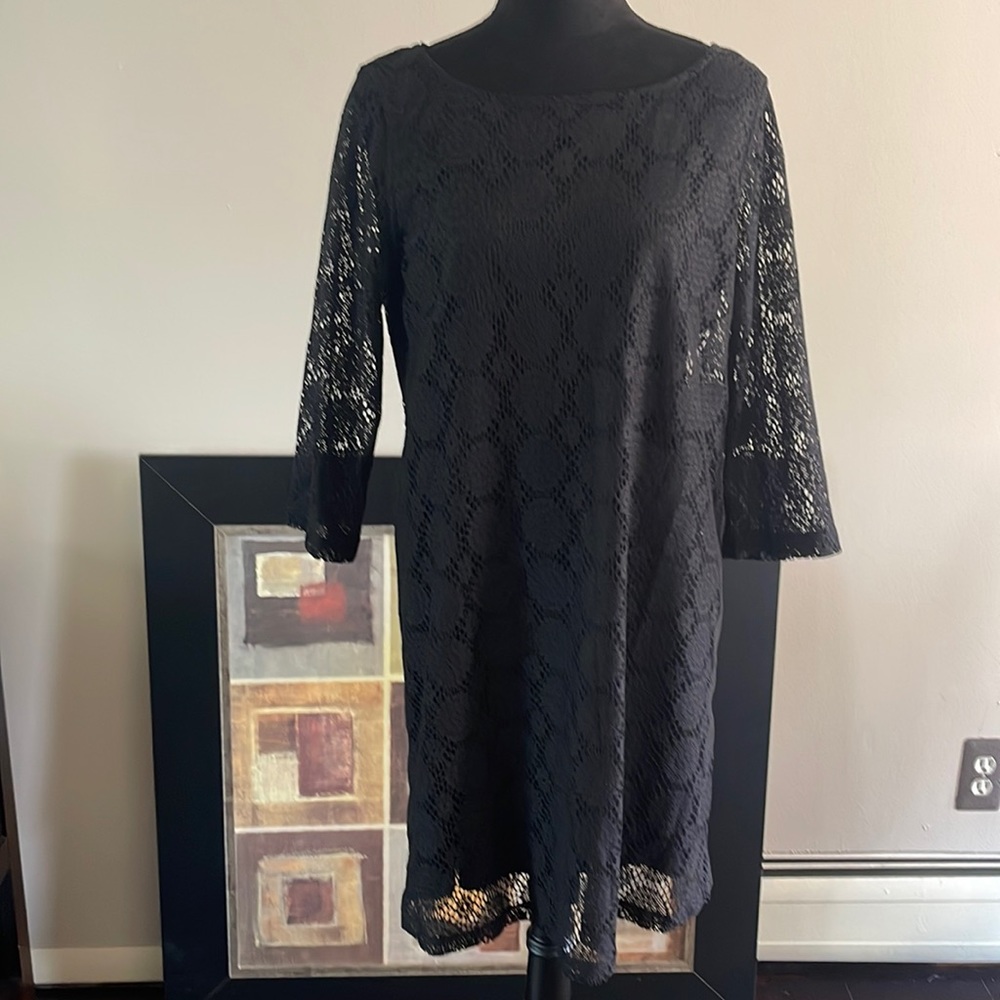 Black lace dress